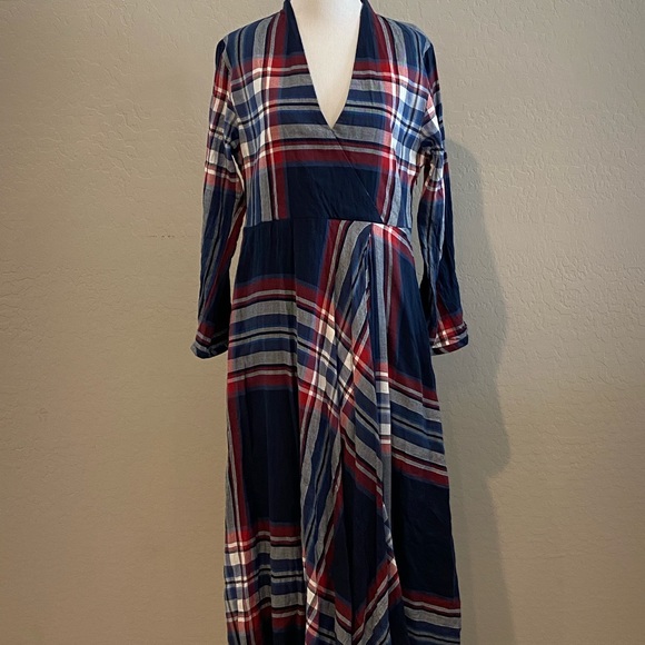 Anthropologie Dresses & Skirts - NWT Anthropologie Isabella Sinclair dress medium
